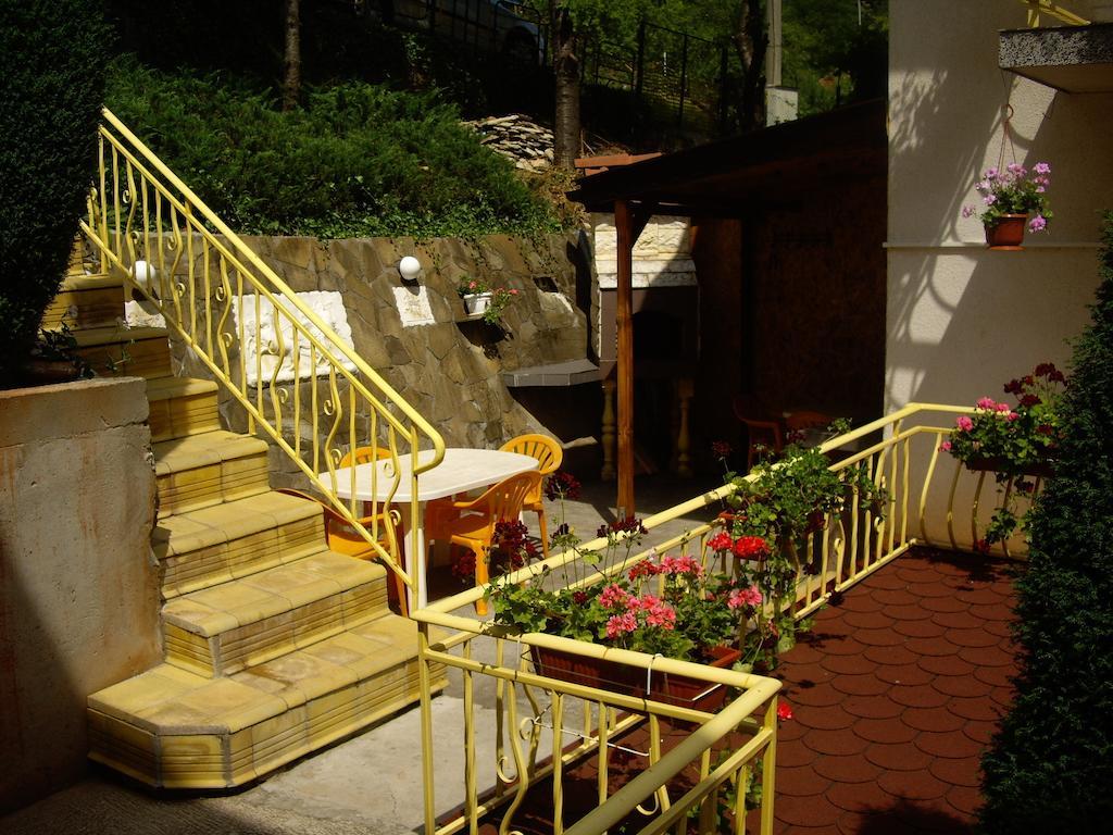 שיפקובו Guest House Rusalka מראה חיצוני תמונה